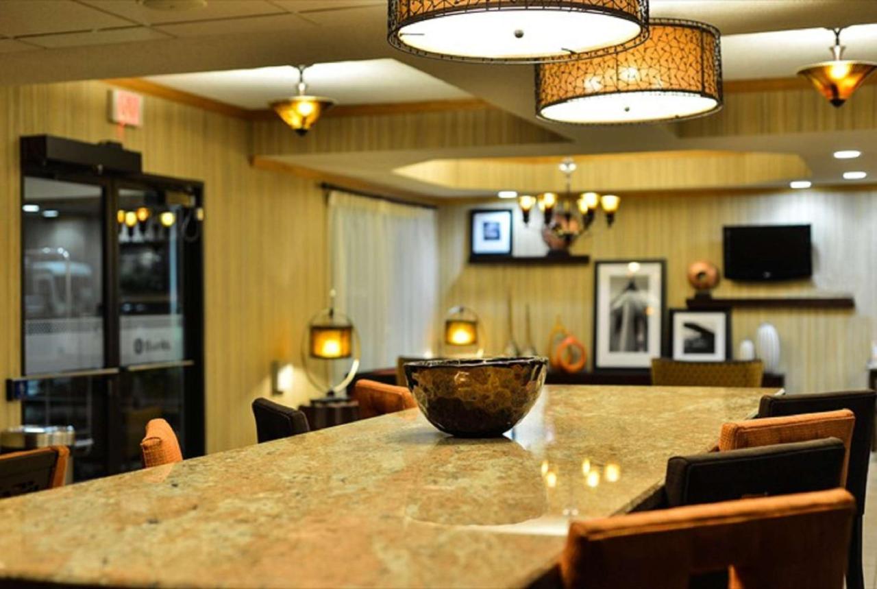 Hampton Inn Sturgis Kültér fotó